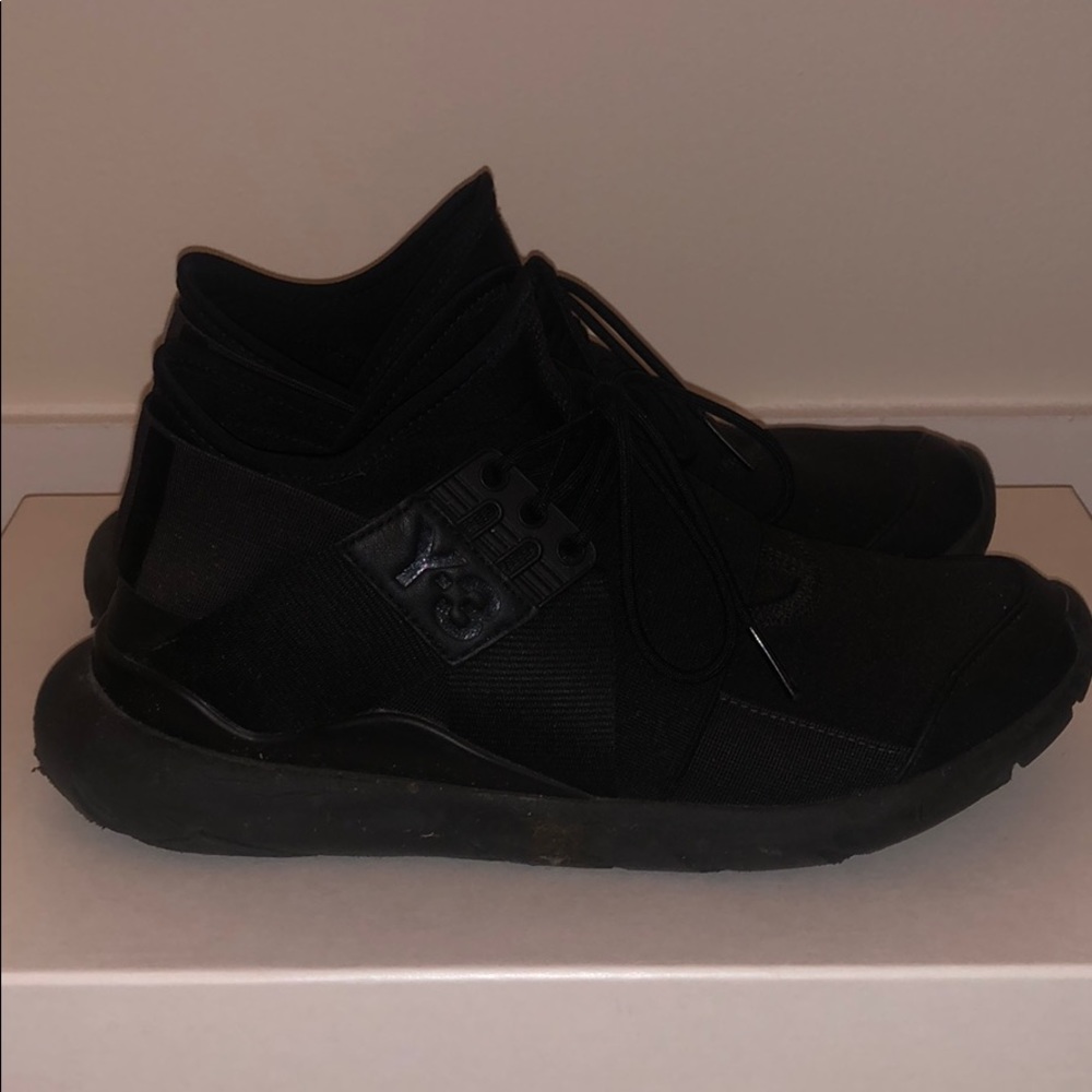 Adidas Y3 sneakers